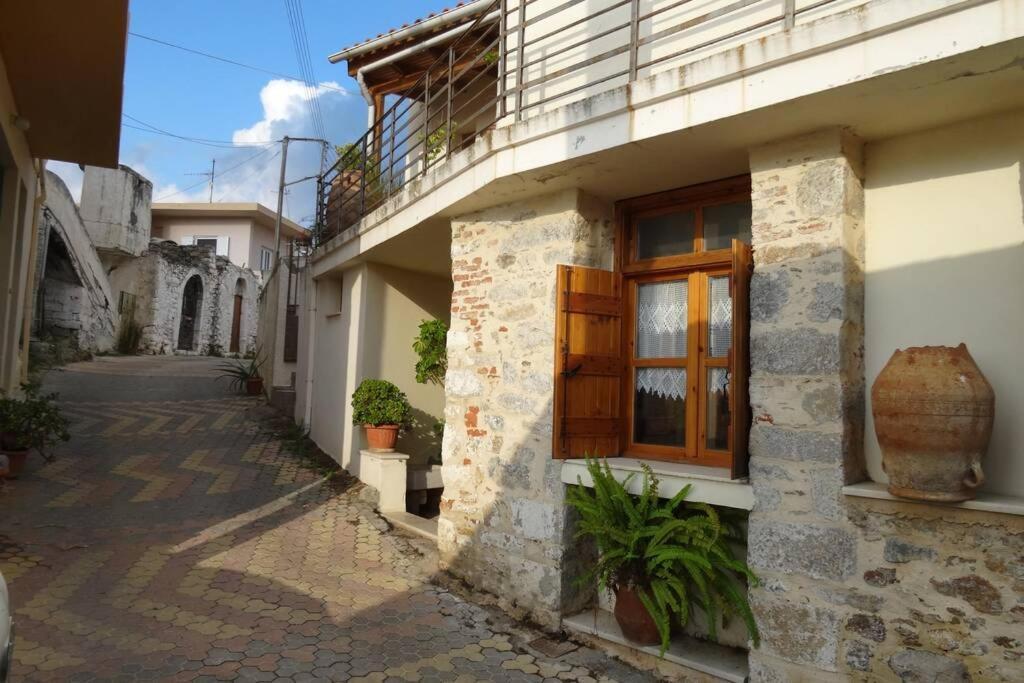 Traditional Cretan Stone House In The Center Of Crete Litos Exteriör bild