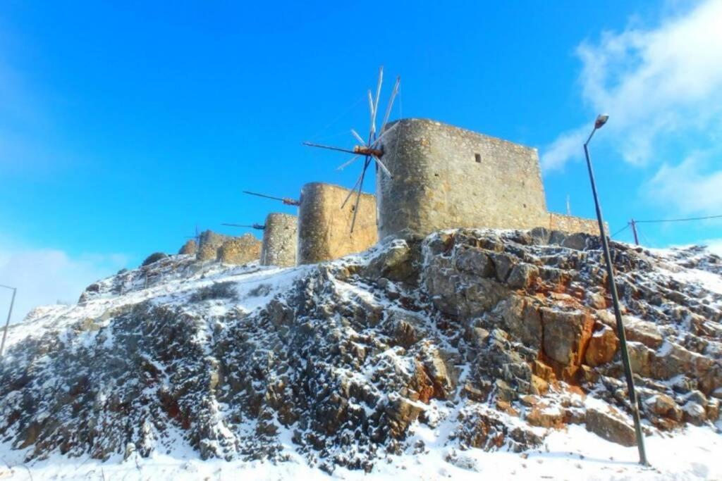 Traditional Cretan Stone House In The Center Of Crete Litos Exteriör bild